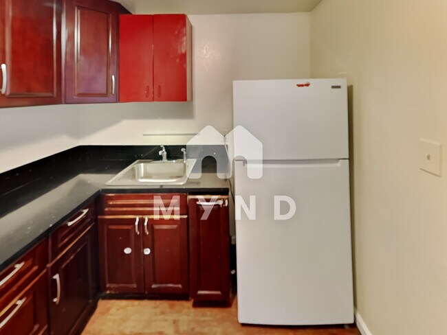 Foto del edificio - 5424 Saint Mark Ave Unit 24
