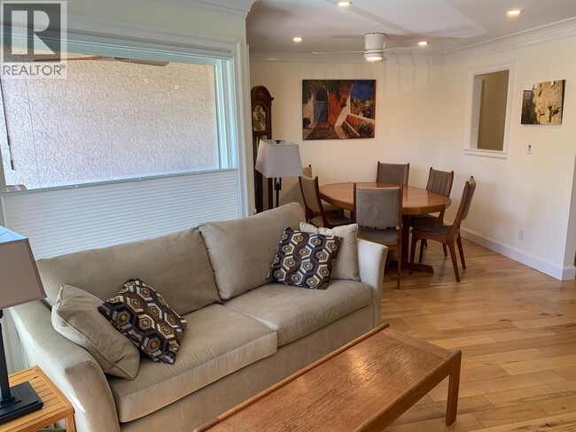 Photo du bâtiment - 1235 W 15th Ave