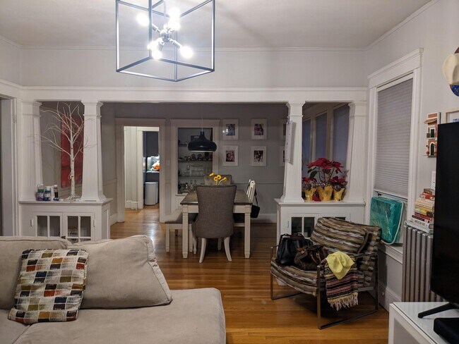 Building Photo - 2 Ridge Rd