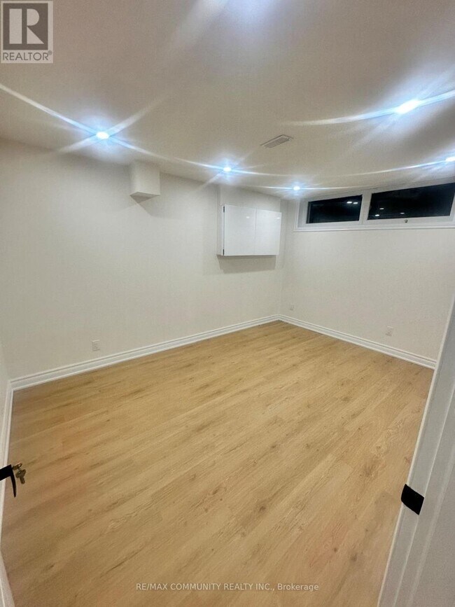 Photo du bâtiment - 199 Brimorton Dr