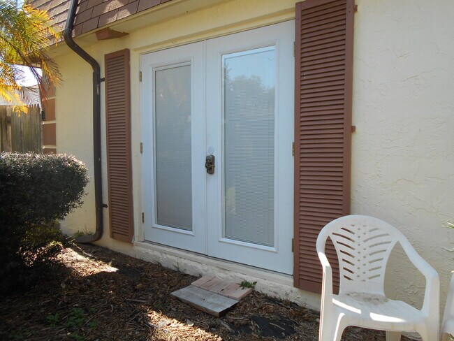 Studio entrance - 3635 Springfield Dr