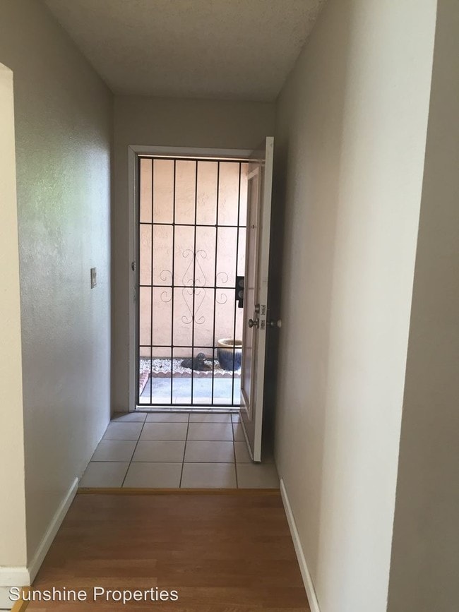 Building Photo - 133 Murphys Ct