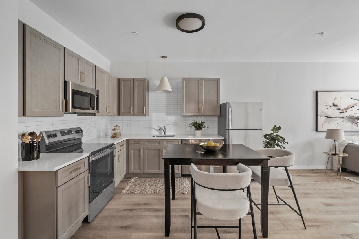 Foto principal - 446 Waterman Ave