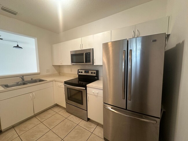 Foto del edificio - 3 Bedroom Townhome in West Palm Beach