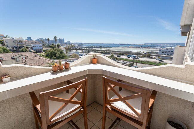 Foto del edificio - 3217 Columbia St