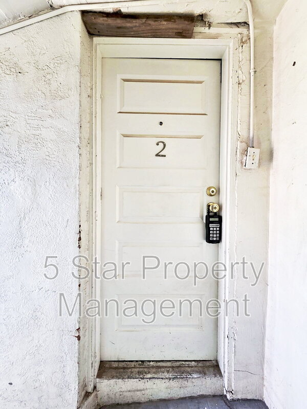 Foto del edificio - 1114 El Paso St