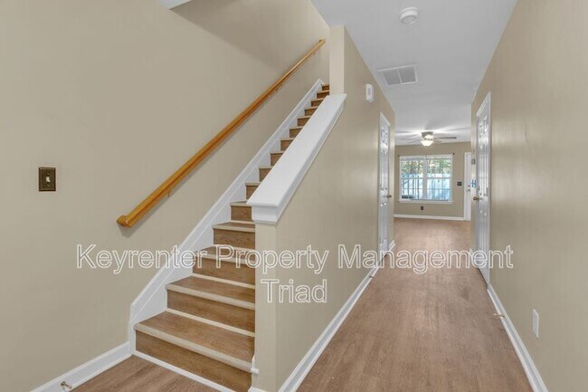 Foto del edificio - 3111 Alder Way