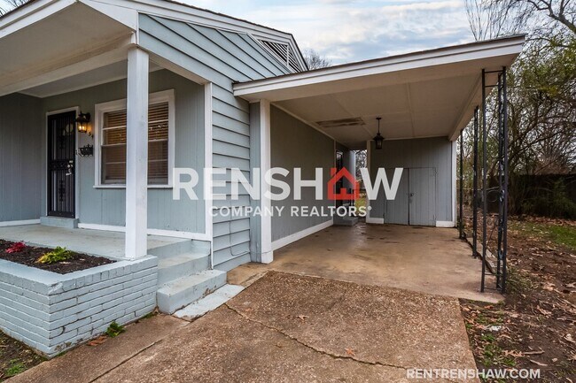 Building Photo - Text our Leasing Team at 901-820-4367 to S...