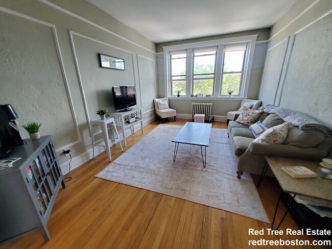 Apt 18 - 20 Colborne Rd