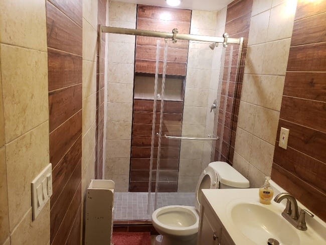 Photo - 825 Tilden Ave House