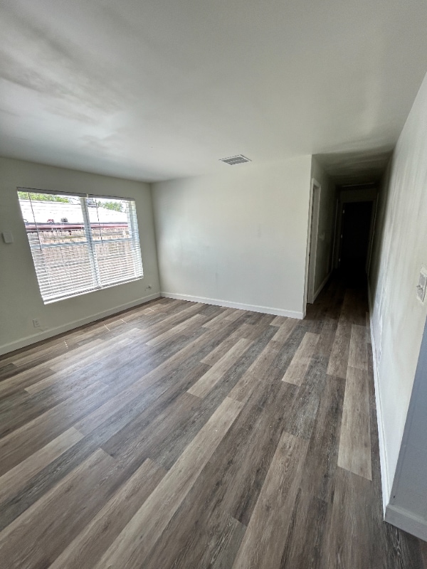 Photo - 3717 Pinewood Ave House