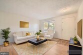 Primary Photo - 1035 W Lexington St