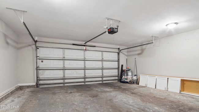 Building Photo - 1430 Tina Ave
