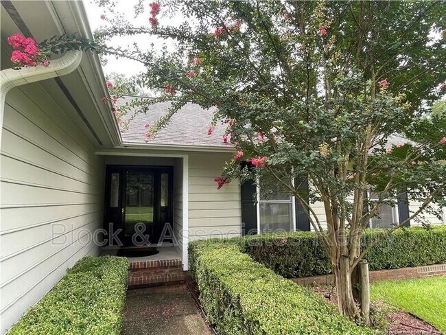 Foto del edificio - 673 Georgetown Cir