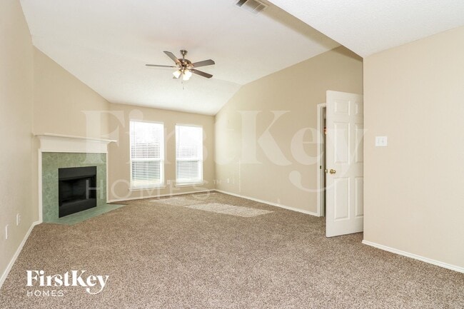 Building Photo - 8716 Lake Meadows Ln