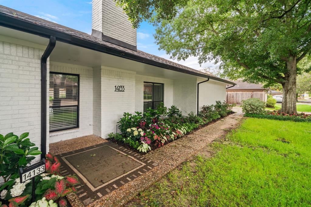 Primary Photo - 14133 Bluebird Ln