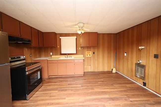 Building Photo - 1315 Partridge Pl