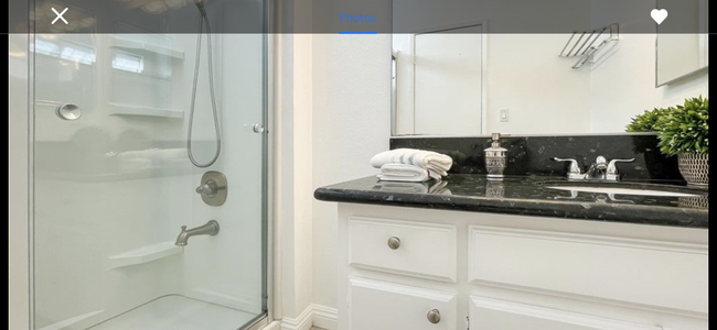 Master bath - 26 S Chapel Ave