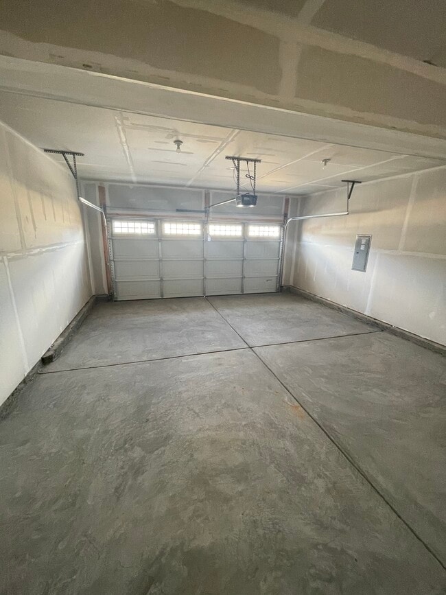 Foto del edificio - 1683 Burtonwood Dr