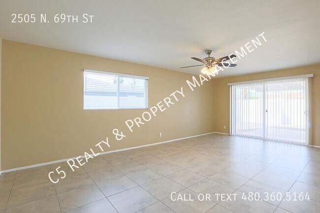 Foto del edificio - 2505 N 69th St