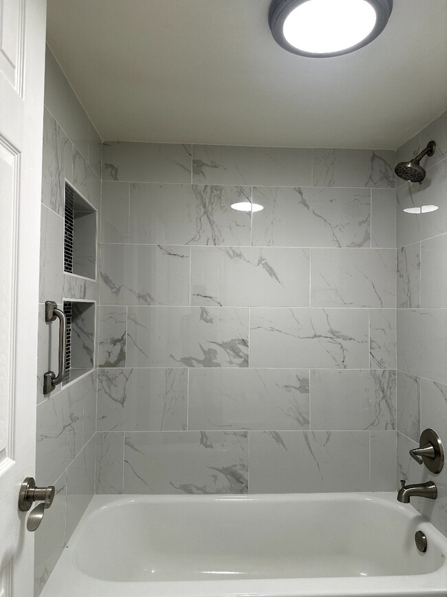 Foto del edificio - 3825 E Camelback Rd