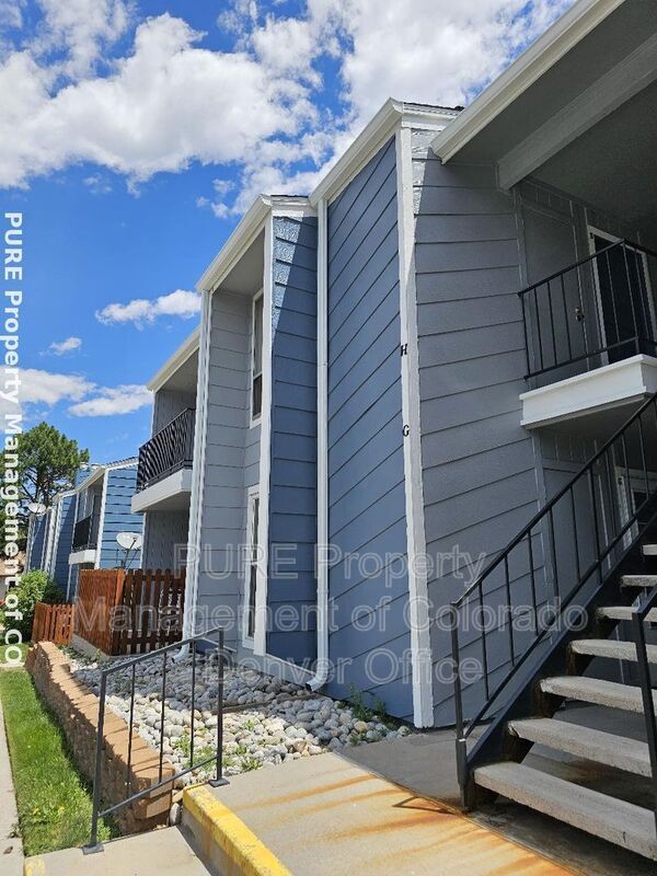 Photo - 2390 E Fremont Ave Apartment