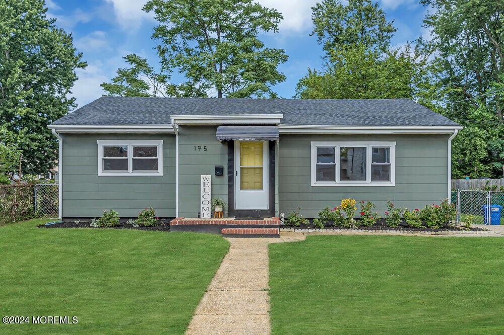 Foto principal - 195 Osborn St