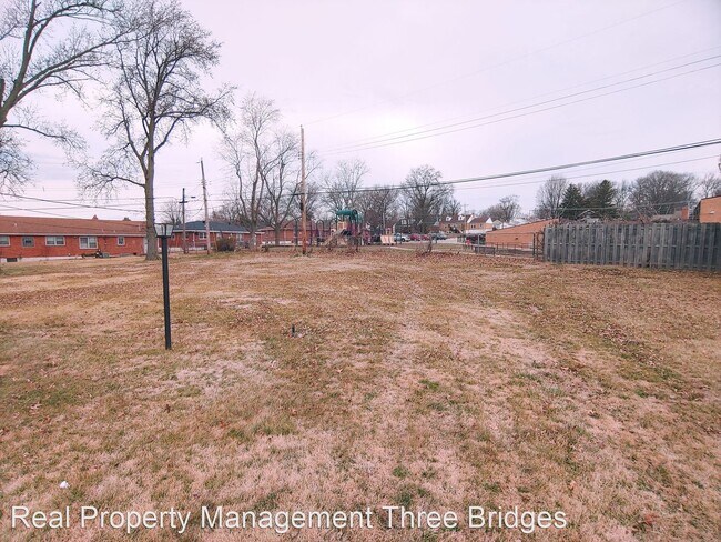 Foto del edificio - 3 br, 2 bath House - 2330 Fairy Bell Drive