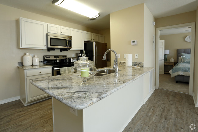 2BR,2BA - Sugarloaf Luxury Apartments