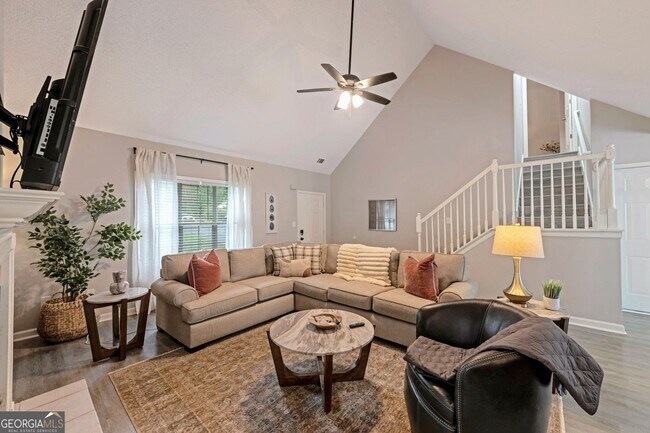 Foto del edificio - 6839 Sandy Creek Dr