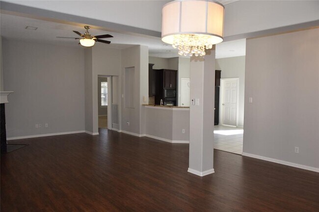 Building Photo - 12323 Georgetown Park Dr