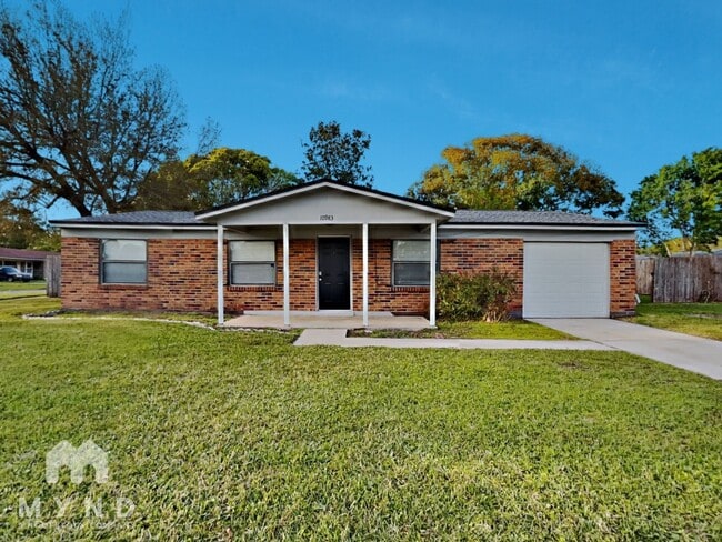 Building Photo - 10983 Witchaven St