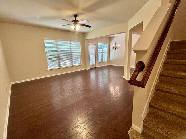 Foto del edificio - 1344 Brookmere Way
