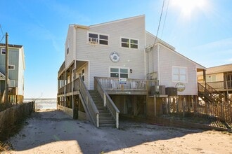 Building Photo - 2310-2 New River Inlet Rd