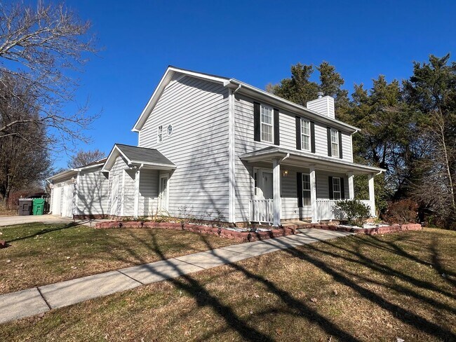 Foto del edificio - Wonderful 3BR 2.5BA Home in North High Point