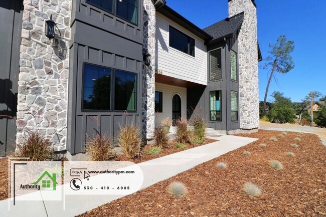 Foto del edificio - 15936 Cindee Ln
