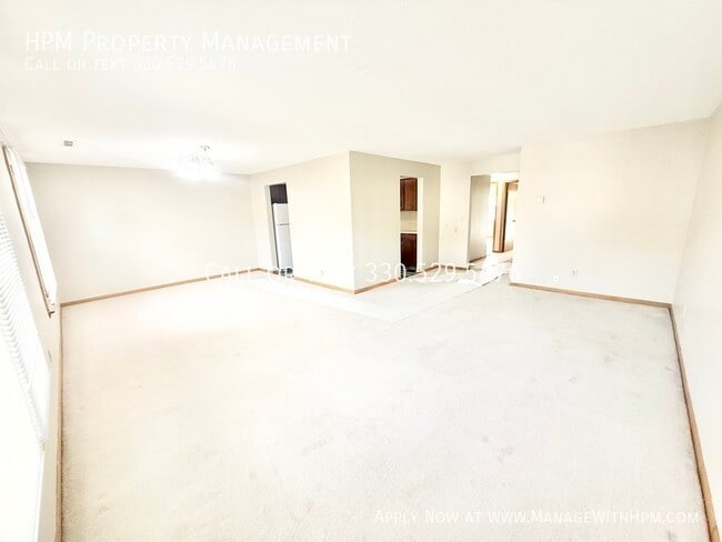 Foto del edificio - 7155 Starcliff Ave NW
