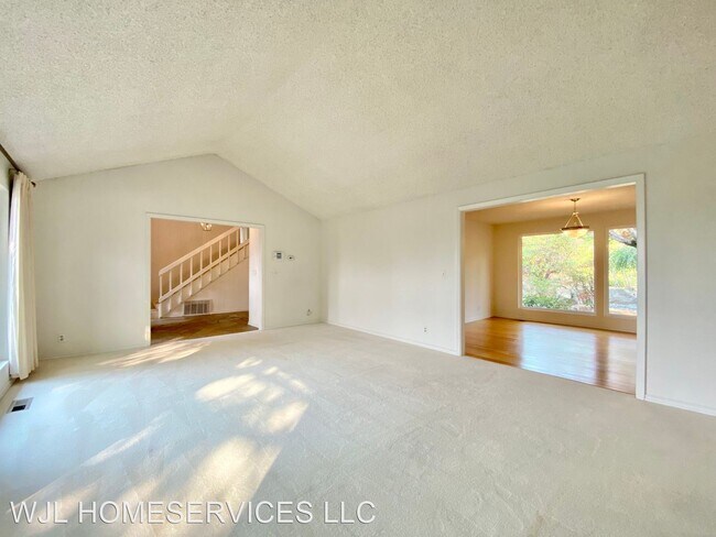 Building Photo - 4 br, 2.5 bath House - 1818 121st Ave SE