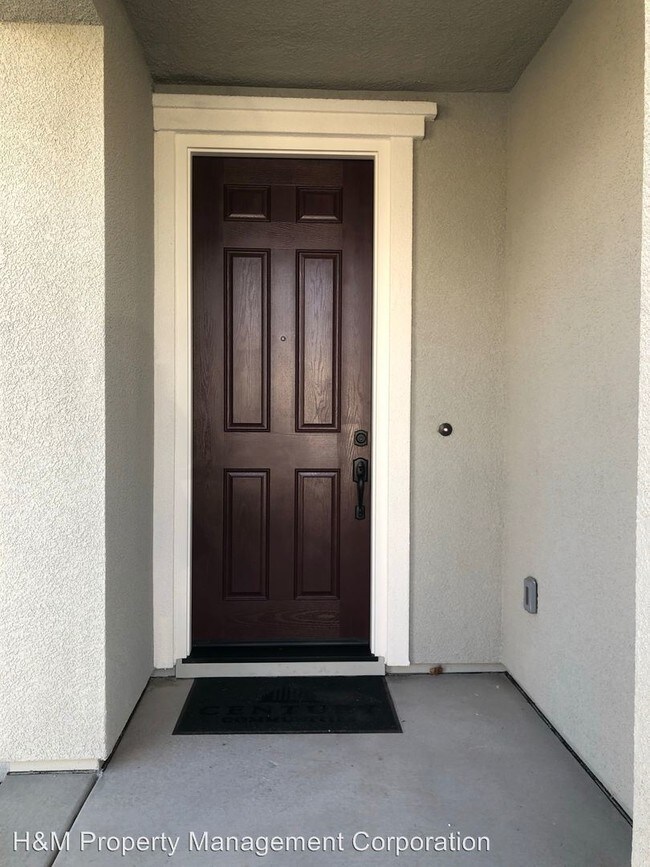 Building Photo - 3 br, 2.5 bath House - 813 Cerrato Way