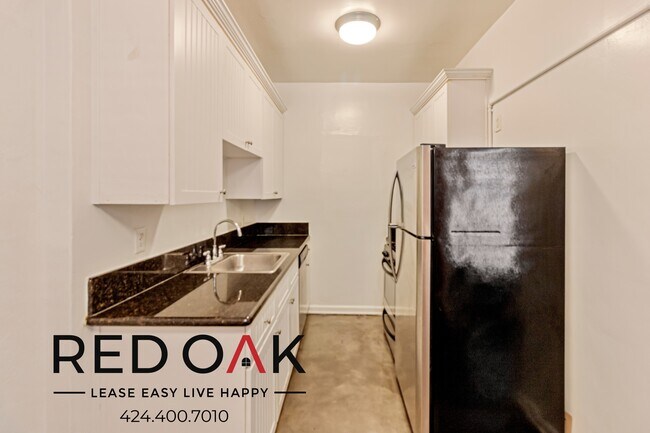 Foto del edificio - Cozy Studio with Stainless Steel Appliance...