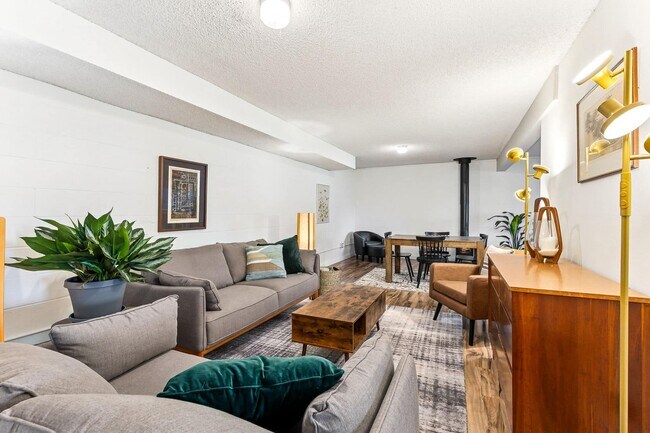 Foto del edificio - 8620 Johnson Point Rd NE