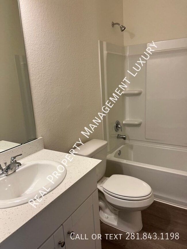 Building Photo - 5903 Grantgrala Dr