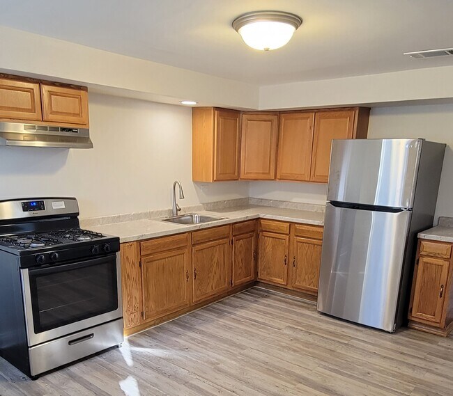 Foto del edificio - 13263 S Eberhart Ave