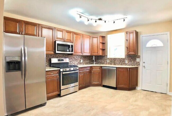 Foto del edificio - 150 E Walnut Ln