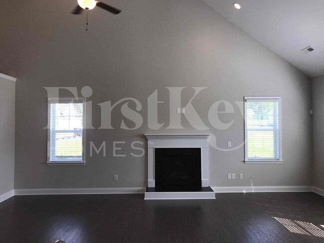 Building Photo - 84 Waterpine Dr