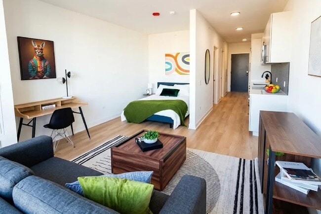 Photo - 1001 W Grand Ave Apartment