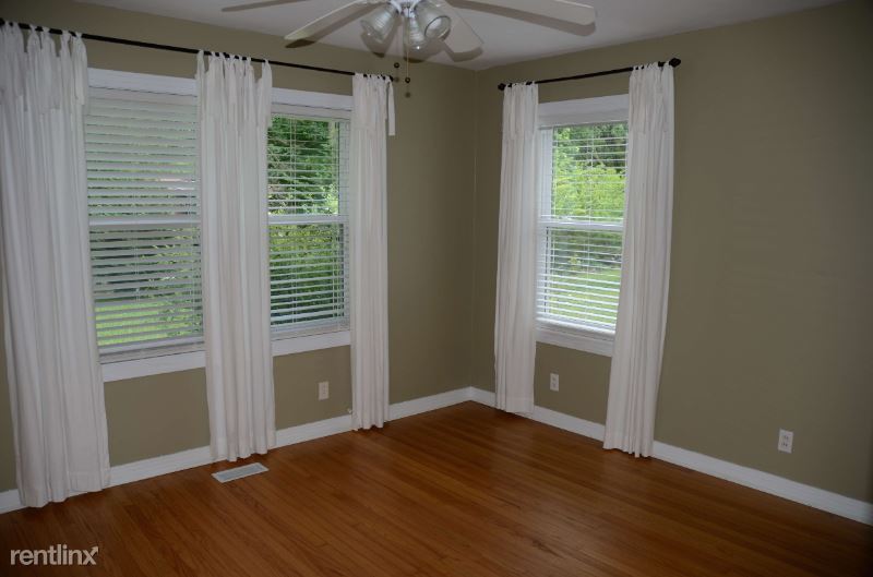 Foto del edificio - 3 br, 2 bath House - 4321 Panorama Dr SE