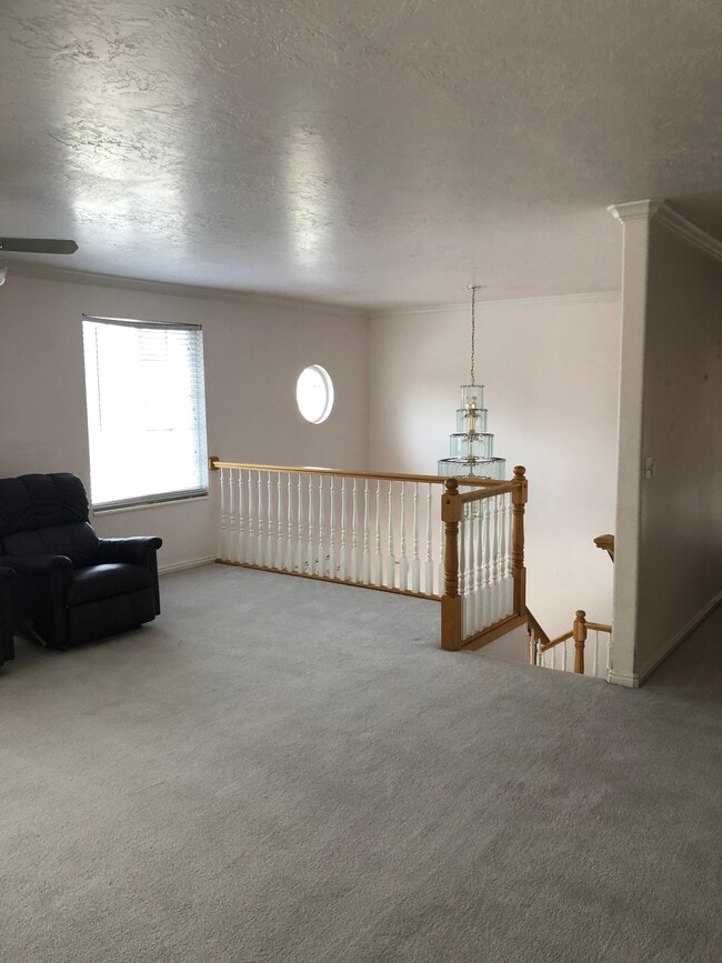 Building Photo - 444 W 4620 N