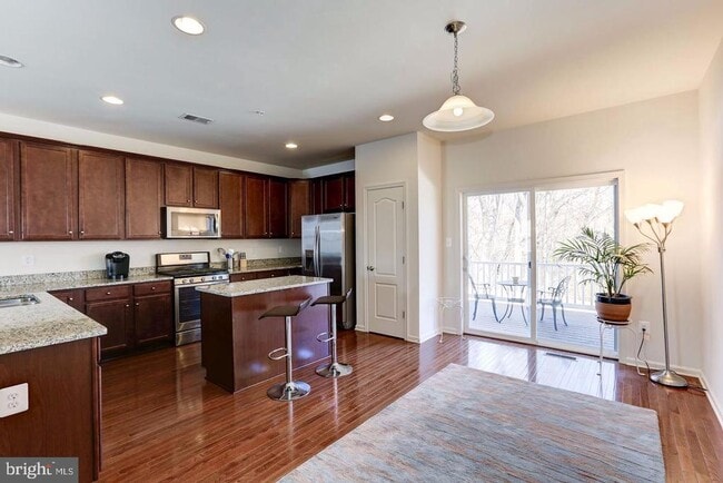 Building Photo - 12805 Longford Glen Dr