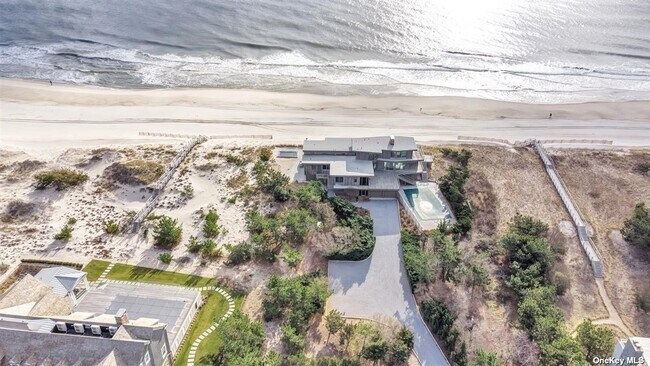 Building Photo - 222 Dune Rd